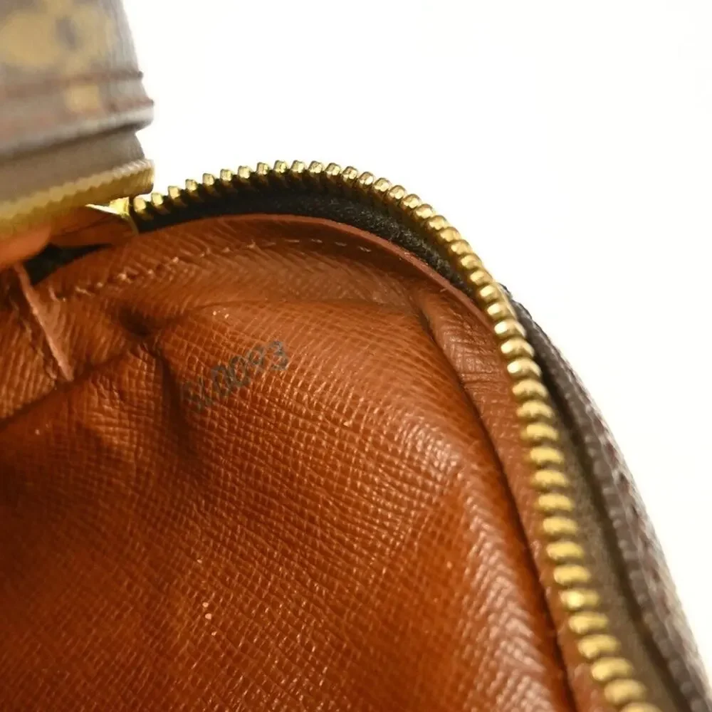 AUTHENTIC LOUIS VUITTON DANUBE CROSSBODY SHOULDER BAG MONOGRAM SD0093